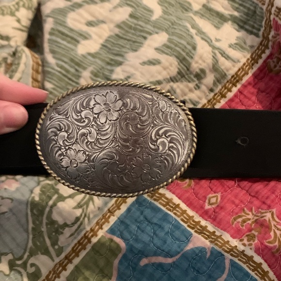 Vintage leather belt with buckle - Picture 2 of 4